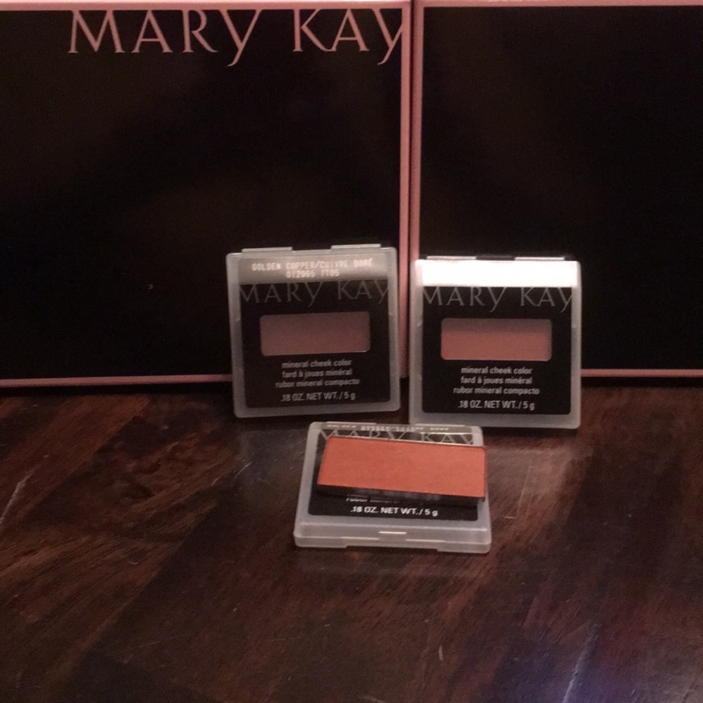 Golden Copper - Mary Kay Mineral Cheek Color $9ea - Picture 1 of 5
